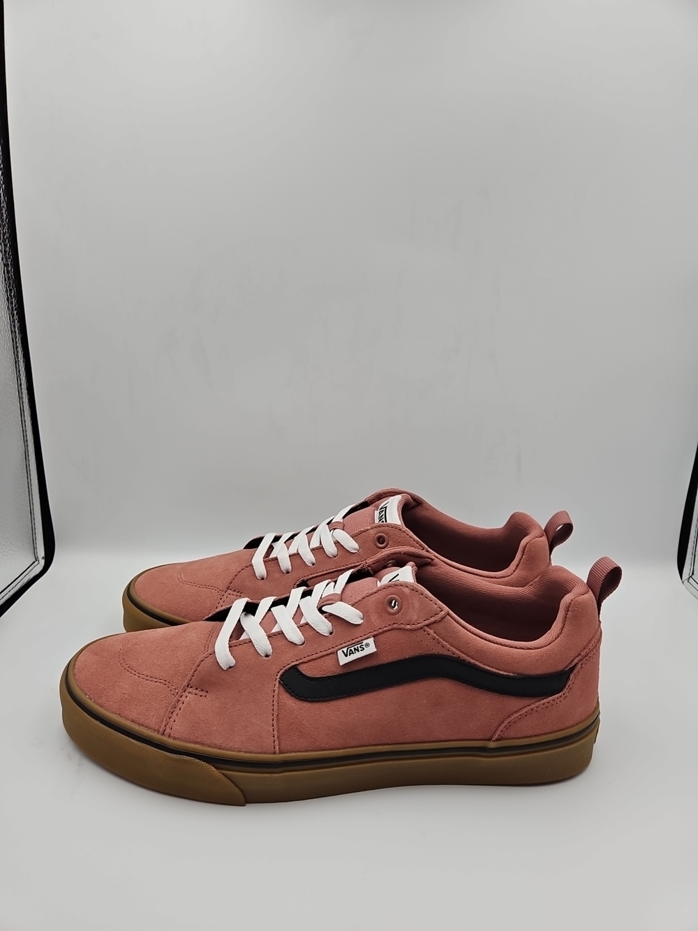 Vans Men's Old Skool Low-Top Sneakers in Dusty Rose